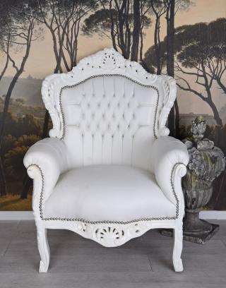 elegancki duży fotel odcień bieli meble barokowe