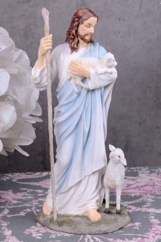 figura jezusa z nazaretu dobrego pasterza