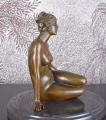 figura kobiety styl art deco figury z brązu