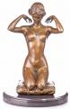 klęcząca kobieta styl art deco figury z brązu