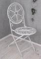 krzesło ogrodowe o ażurowej konstrukcji shabby chic