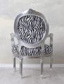 srebrny fotel meble barokowe zebra