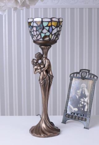 zakochana para niezwykła lampa w stylu secesyjnym